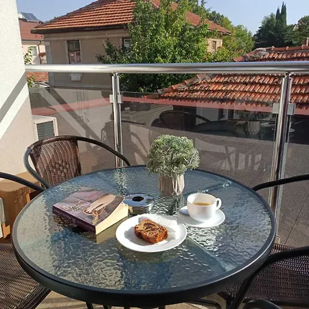 Apartamento Azaria Hisarya
