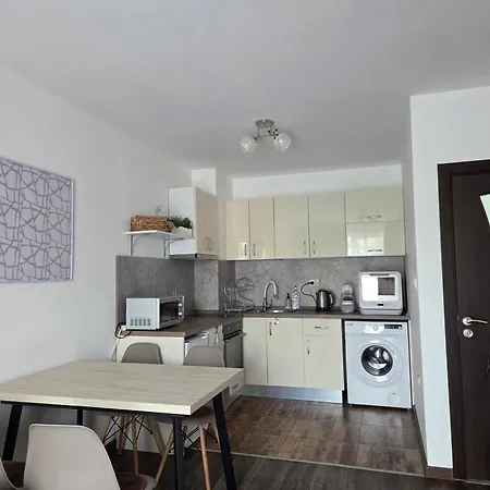 Apartamento Azaria *