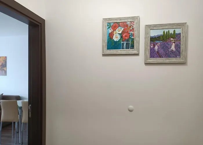 Azaria Apartament Chisaria